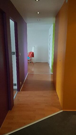  Appartement à louer 1 pièce 85 m²