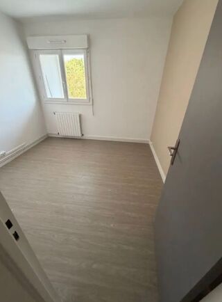  Appartement à louer 3 pièces 63 m²