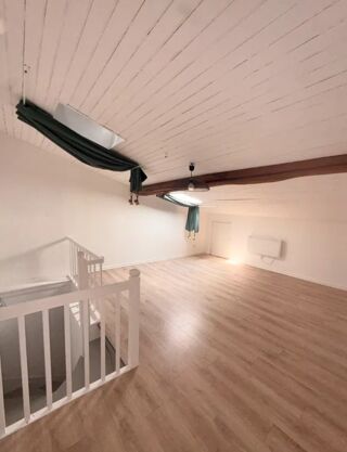  Appartement à louer 2 pièces 