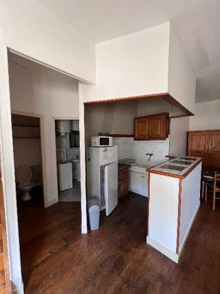  Appartement à louer 3 pièces 55 m²