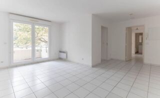  Appartement à louer 3 pièces 65 m²