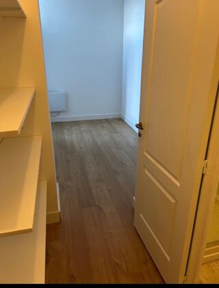  Appartement à louer 1 pièce 30 m²