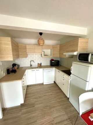  Appartement à louer 2 pièces 42 m²
