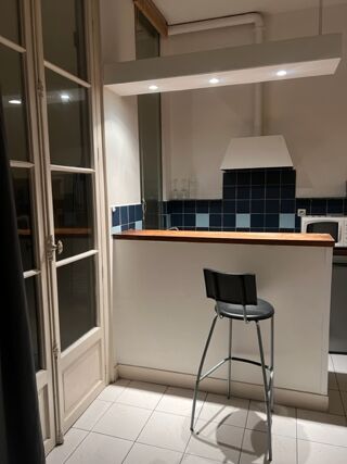  Appartement à louer 1 pièce 30 m²