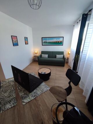  Appartement à louer 1 pièce 25 m²