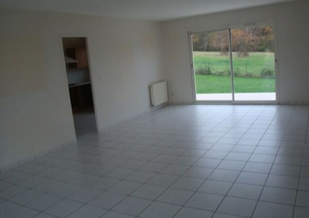 Location Maison Maison/Villa T5 Salleboeuf