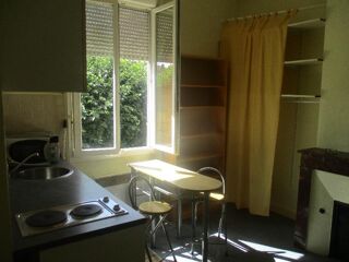  Appartement à louer 1 pièce 30 m²