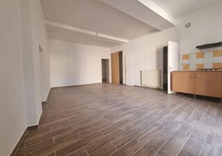  Appartement à louer 2 pièces 53 m²