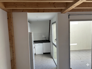  Appartement à louer 3 pièces 81 m²