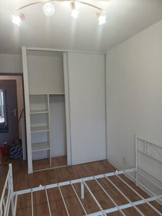  Appartement à louer 2 pièces 42 m²