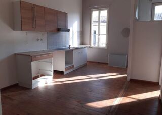  Appartement à louer 2 pièces 49 m²