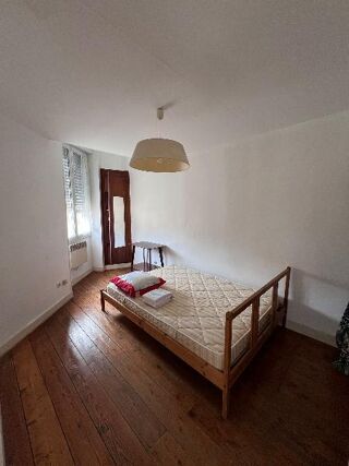  Appartement à louer 3 pièces 55 m²
