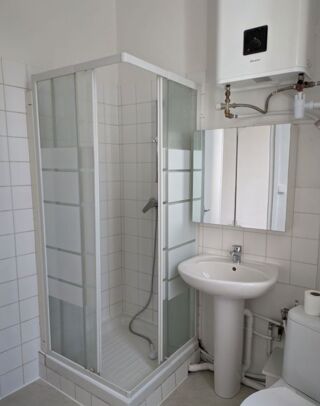  Appartement à louer 1 pièce 30 m²