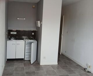  Appartement à louer 1 pièce 23 m²