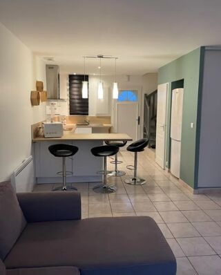  Maison à louer 2 pièces 60 m²