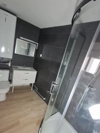  Appartement à louer 2 pièces 28 m²