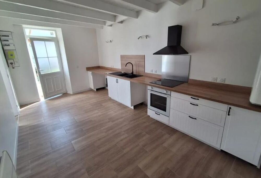 Location Maison Maison/Villa T5 Val-de-livenne