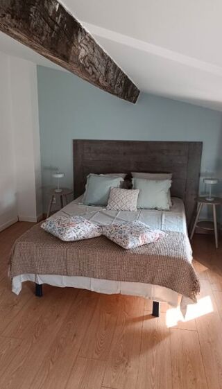  Appartement à louer 2 pièces 70 m²