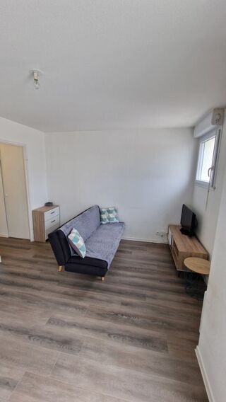  Appartement à louer 3 pièces 