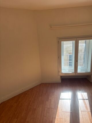  Appartement à louer 2 pièces 