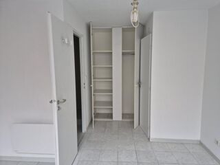  Appartement à louer 1 pièce 42 m²