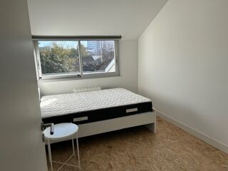  Appartement à louer 3 pièces 81 m²