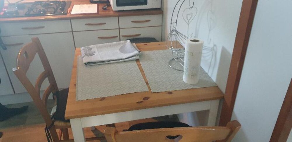 Location Maison Maison/Villa T2 Ambares-et-lagrave