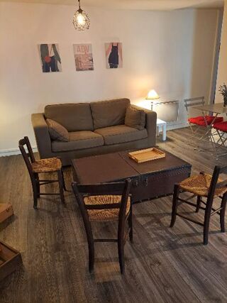  Appartement à louer 2 pièces 48 m²