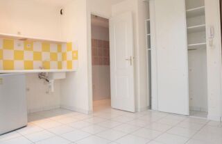  Appartement à louer 1 pièce 16 m²