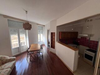  Appartement à louer 3 pièces 45 m²