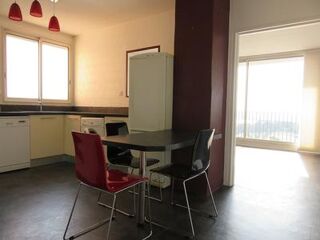  Appartement � louer 3 pi�ces  Cenon