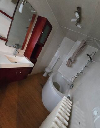  Maison à louer 6 pièces 148 m² Lesparre-medoc