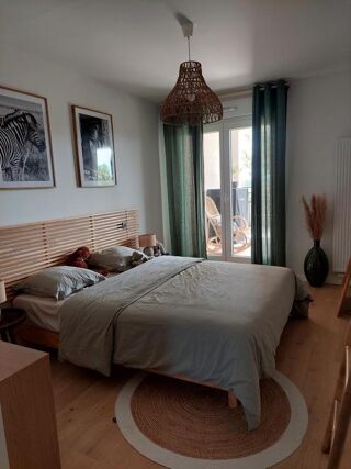  Appartement à louer 4 pièces 80 m²