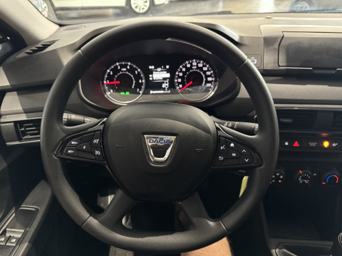 Sandero 1.0 SCE 65CH ESSENTIAL 02/2022 6 500 KM 1*MAIN PLB AUTO 2022 occasion 12000 RODEZ