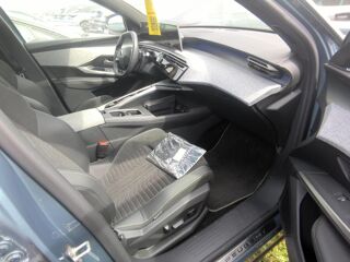 3008 1.2 Hybrid 145ch GT e-DCS6 / Toit ouvrant+ Pack vision 360 & 2025 occasion 28500 Vernouillet
