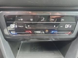 Tiguan 1.4 eHybrid 245ch Elegance DSG6 2022 occasion 56400 Brech