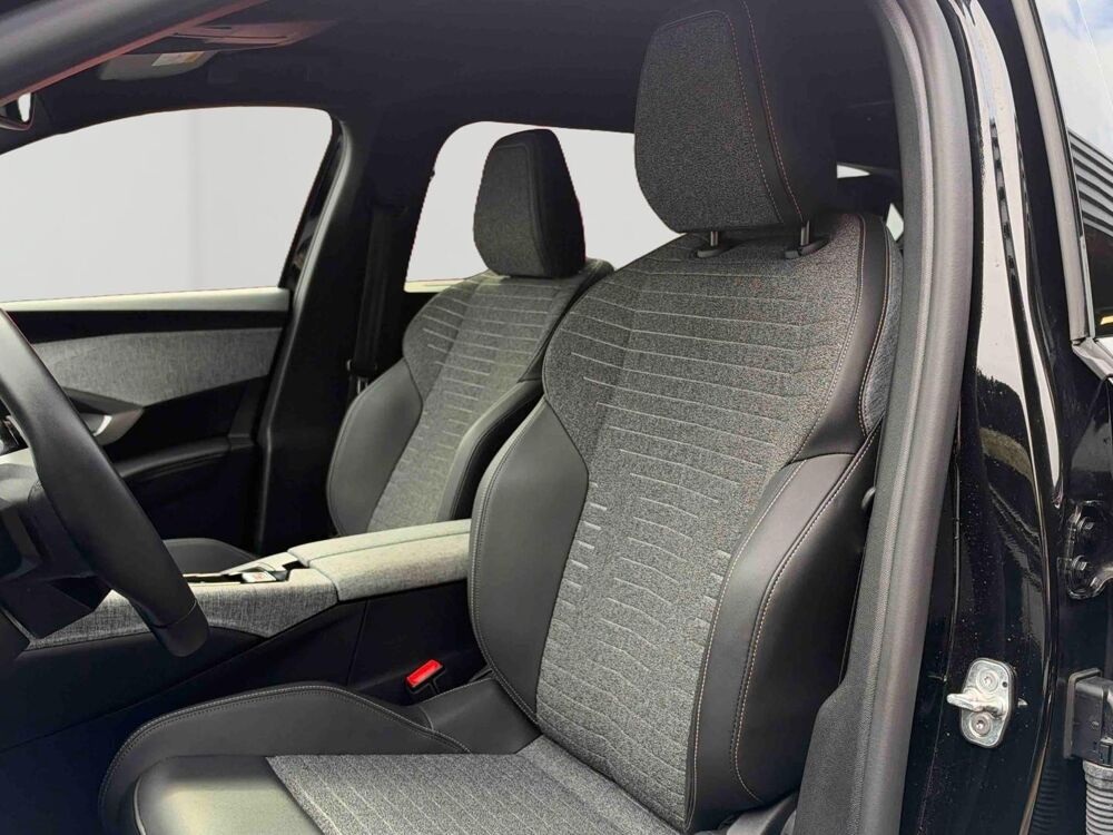 5008 Hybrid 145ch Allure e-DCS6 / Pack vision 360 & drive assist 2025 occasion 28500 Vernouillet
