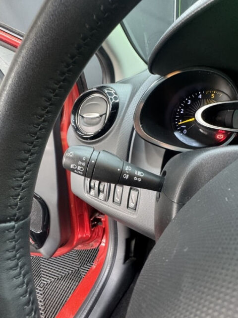 Clio IV 1.5 DCI 90CH BUSINESS ECO&sup2; 90G 2015 occasion 57185 CLOUANGE
