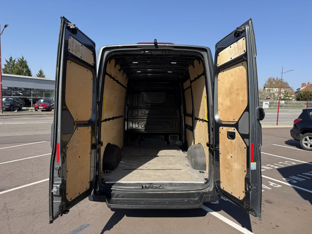 Crafter 30 L3H3 2.0 TDI 140CH BUSINESS LINE PLUS TRACTION 2019 occasion 57350 Stiring-Wendel
