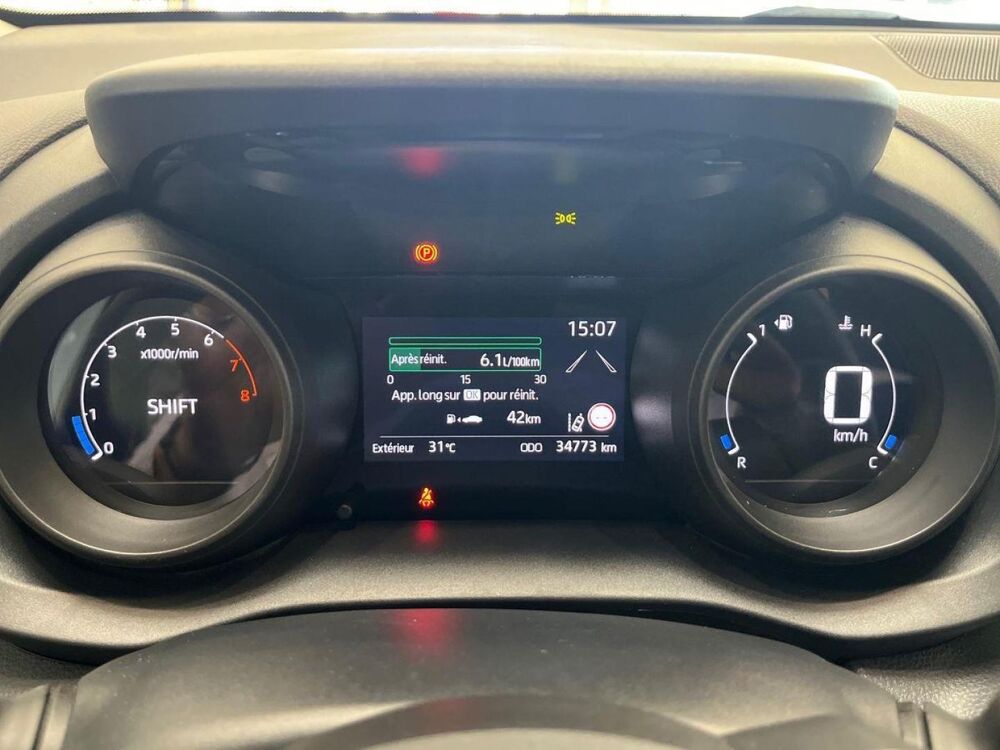 Yaris 70 VVT-i Design 5p MY22 2022 occasion 84120 Pertuis