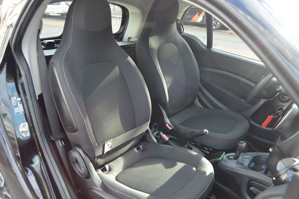 ForTwo 71CH PASSION TWINAMIC E6C 2019 occasion 94100 Saint-Maur-des-Foss&eacute;s