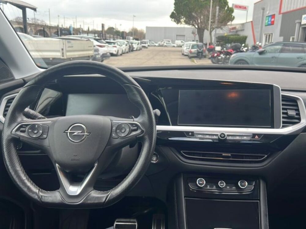 Grandland 1.6 Turbo 300ch Hybride GSe 4x4 2023 occasion 13200 Arles