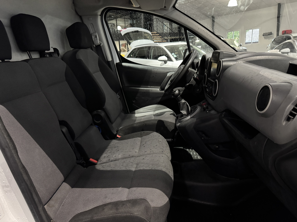 Berlingo 1.6 BLUE HDI 63400 KM PREMIERE MAIN 9990 TTC 2016 occasion 12000 RODEZ