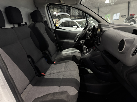 Berlingo 1.6 BLUE HDI 63400 KM PREMIERE MAIN 9990 TTC 2016 occasion 12000 RODEZ