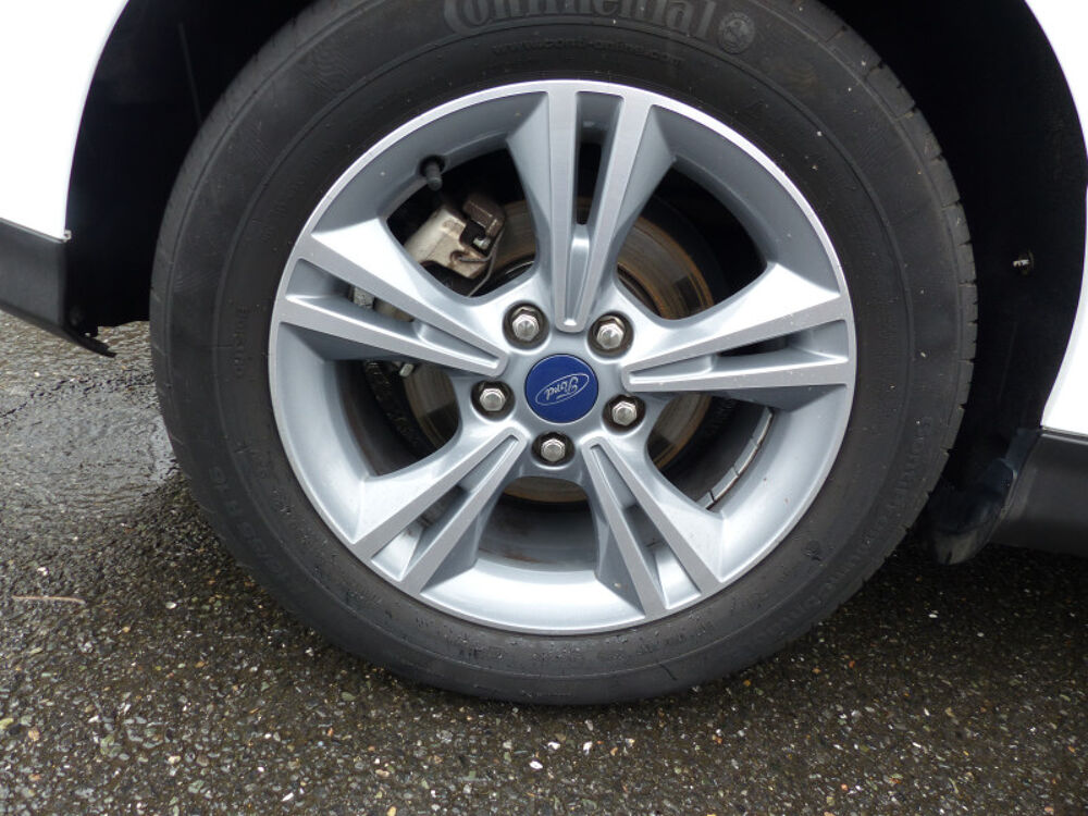 Focus 1.0 SCTI 100CH ECOBOOST STOP&START TREND 4P 2013 occasion 77144 Mont&eacute;vrain