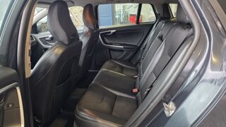 V60 D3 150CH OVERSTA EDITION GEARTRONIC 2018 occasion 56530 QUEVEN