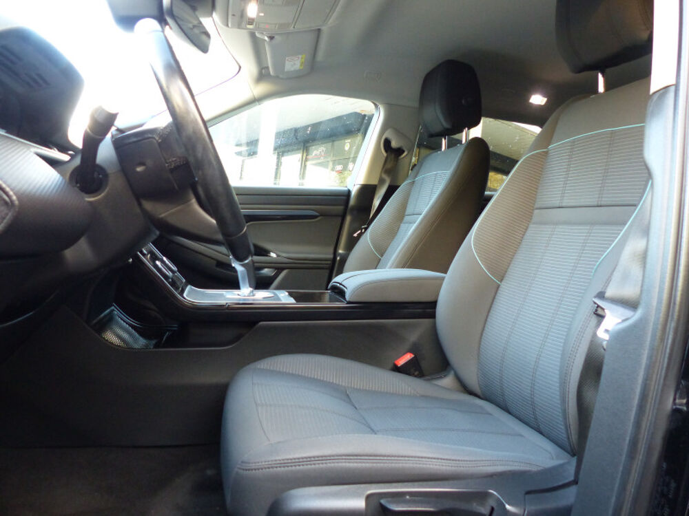 Range Rover Evoque 2.0 D 150CH BUSINESS AWD BVA 2019 occasion 77144 Mont&eacute;vrain