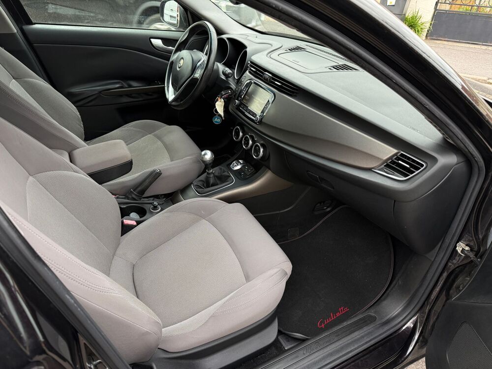 Giulietta 1.4 TB MULTIAIR 170CH EXCLUSIVE STOP&START 2015 occasion 95480 PIERRELAYE