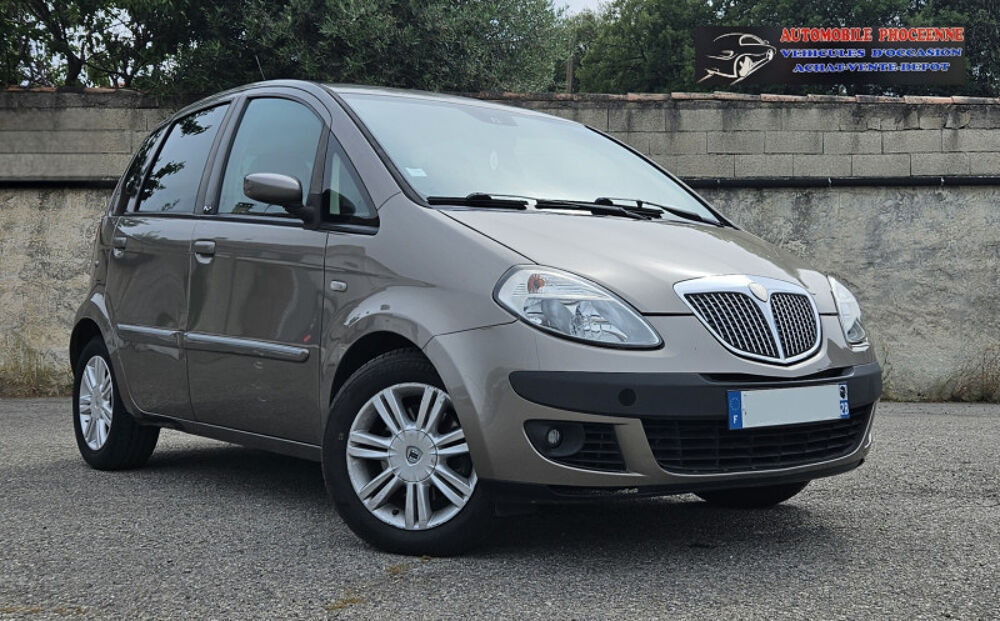 Musa 1.9 JTD MULTIJET DI LUSSO 2006 occasion 13400 AUBAGNE
