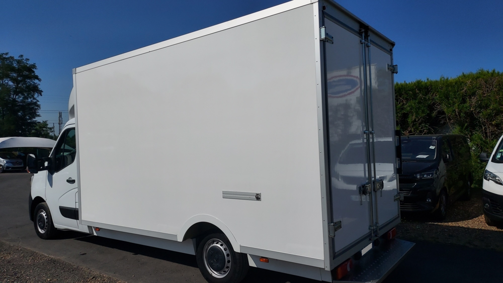 Master F3500 L3 2.3 BLUE DCI 145CH 20M3 CONFORT CAISSE 20M3 2024 occasion 60600 Clermont
